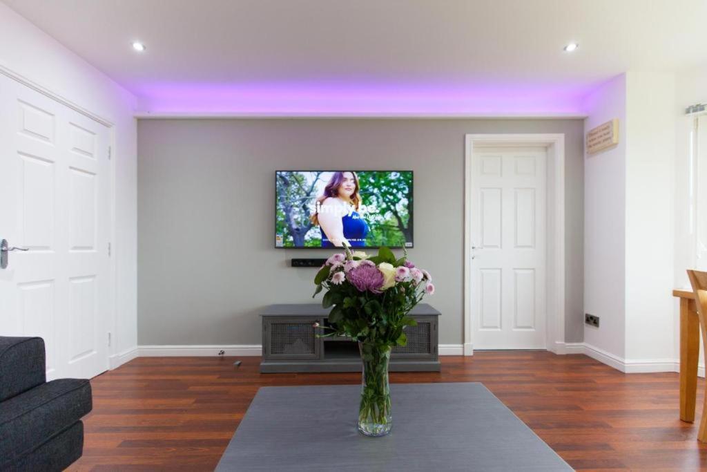 Super Prime Park View Duloch By Tba Apartment Dunfermline Exterior photo